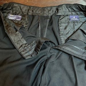 Stafford men’s dress slacks. Black 40x30